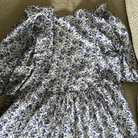 H&M dress - Picture 6 of 7